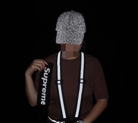 نخ خاکستری با رشته بازتاب دهنده پلی استر برای دوخت و بافتن