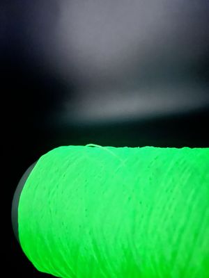 450D Diy Glow Yarn Natural White Fluorescent Knitting محیط زیست دوستانه