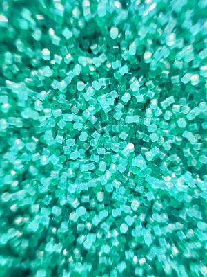 رسانه های انفجاری پلاستیکی قرمز 0.5*0.5mm Deburring Machine Die Cast Parts