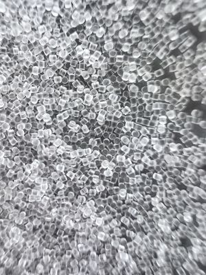 0.4 * 0.4mm رسانه های پلاستیکی جدا کردن پولیشنگ دانه های پلاستیکی برای شتاب