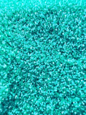 0.4 * 0.4mm شن و ماسه پلاستیک رنگ زرد اندازه متوسط ثبات حرارتی بالا